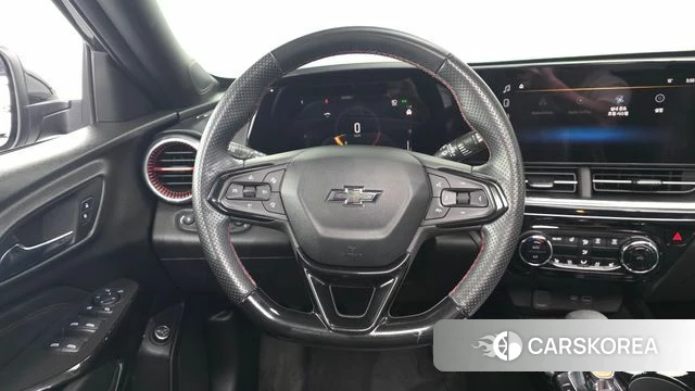 Chevrolet (GM Daewoo) Trax Crossover 2023 Черный из Кореи, фото 2