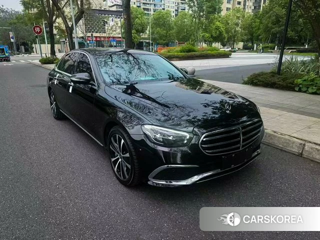 Mercedes-Benz E-Class 2022 Черный из Китая, фото 2