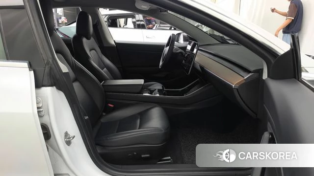 Tesla Model 3 2020 Белый из Кореи, фото 2
