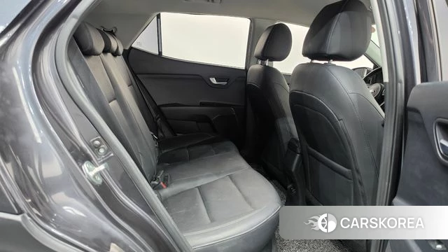 Kia Stonic 2018 Серый из Кореи, фото 2