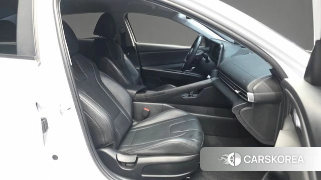 Hyundai The New Avante Hybrid (CN7) 2023 Белый из Кореи, фото 2