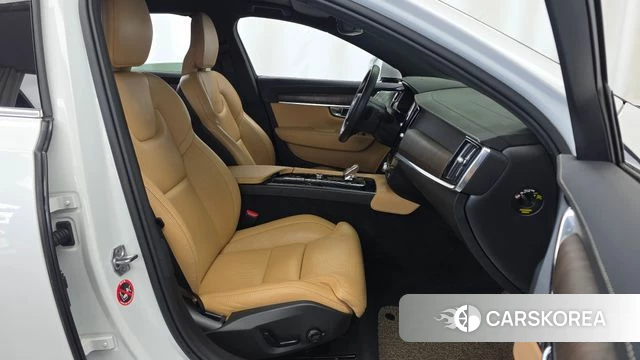 Volvo S90 2021 Белый из Кореи, фото 2