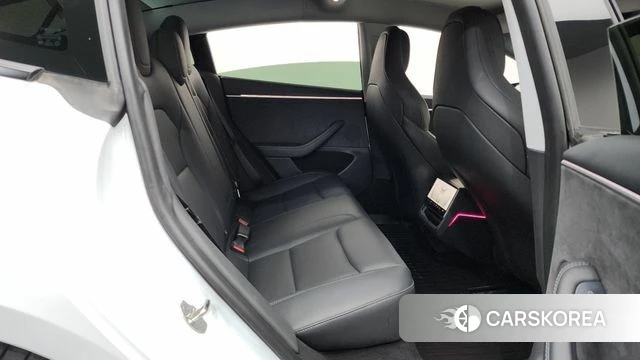 Tesla Model 3 2024 Белый из Кореи, фото 2