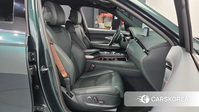 Genesis GV70 2021 Темно-зеленый из Кореи, фото 2
