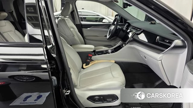 Jeep Grand Cherokee (WL) 2022 Черный из Кореи, фото 2