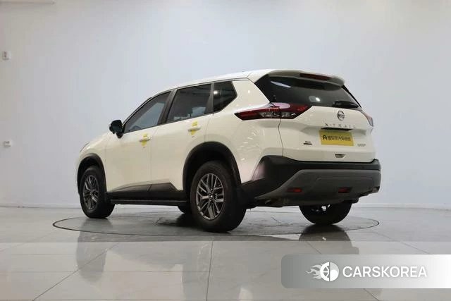 Nissan X-Trail 2023 Белый из Китая, фото 2