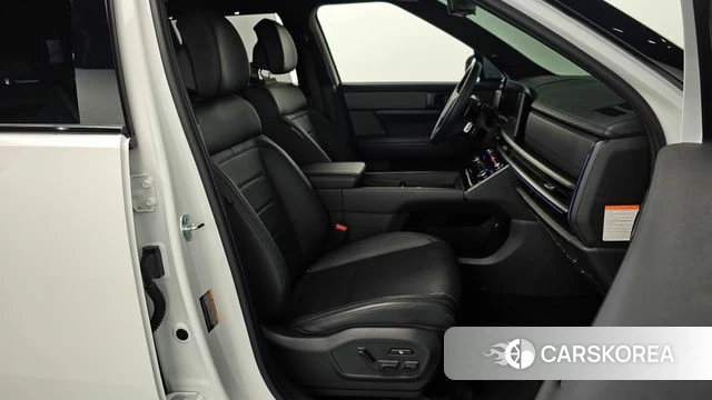 Hyundai Santa Fe (MX5) 2024 Белый из Кореи, фото 2