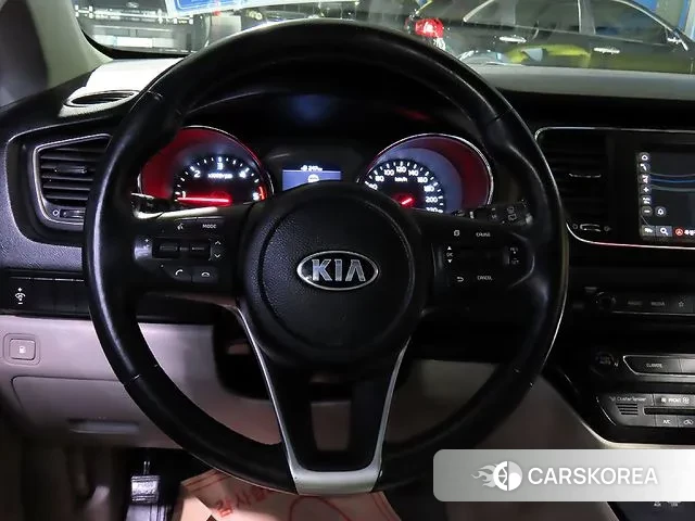 Kia The New Carnival 2018 Черный из Кореи, фото 2