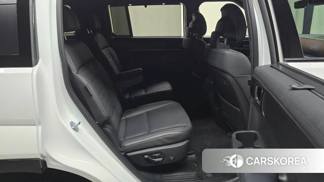 Hyundai Santa Fe (MX5) 2024 Белый из Кореи, фото 2