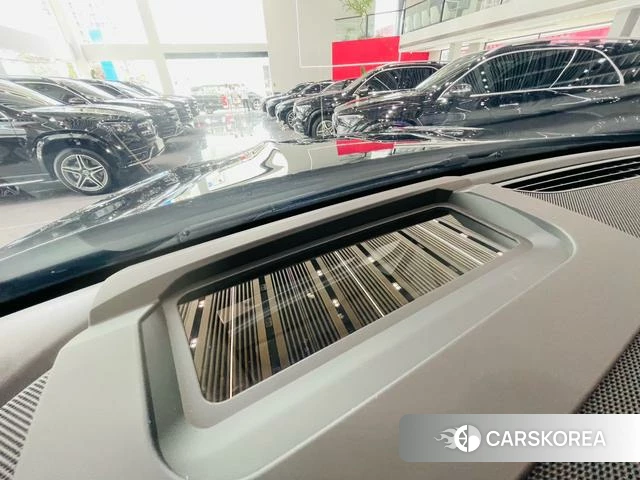 Mercedes-Benz GLS 2024 Черный из Китая, фото 2