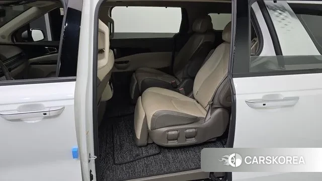 Kia Carnival 4th generation 2021 Белый из Кореи, фото 2