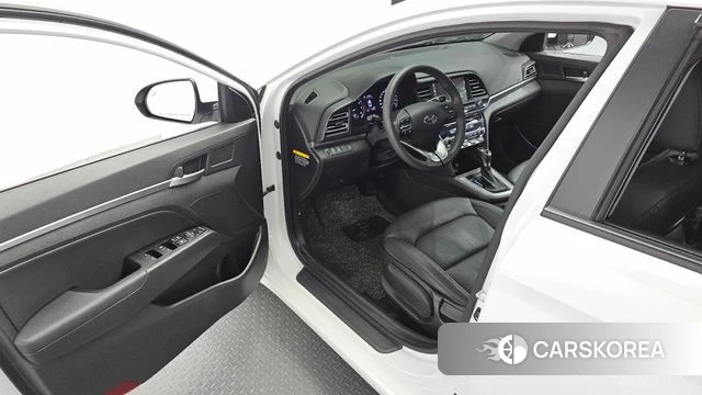 Hyundai The New Avante AD 2019 Белый из Кореи, фото 2