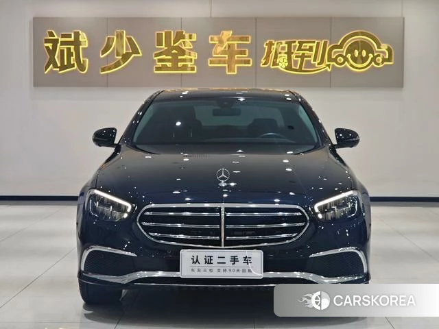 Mercedes-Benz E-Class 2023 Черный из Китая, фото 2