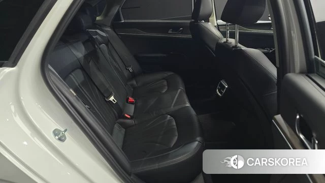 Kia K5 3rd generation 2021 Белый из Кореи, фото 2