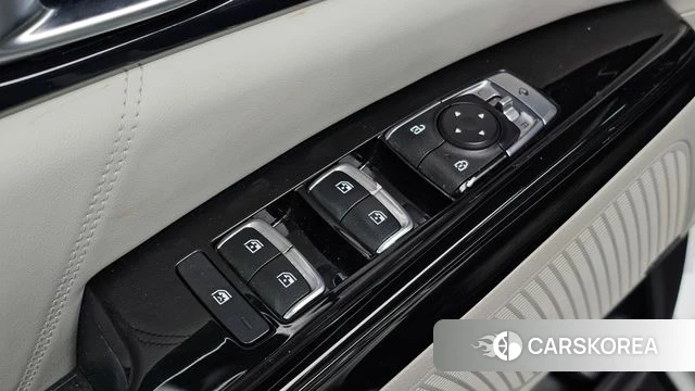 Kia Carnival 4th generation 2021 Белый из Кореи, фото 2