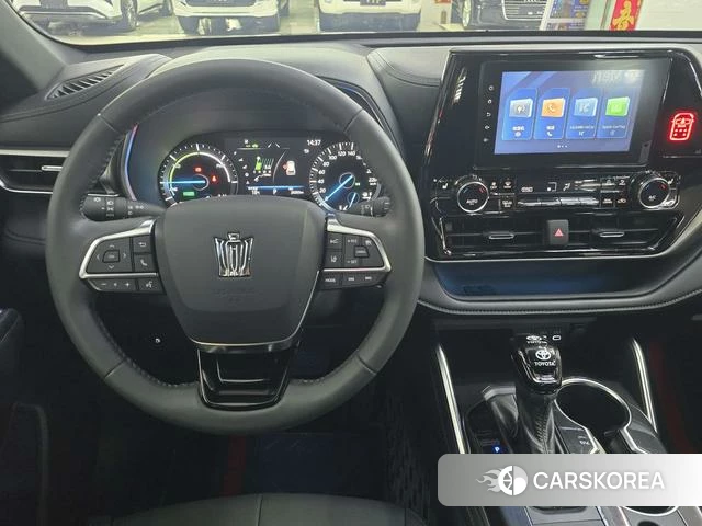 Toyota Crown 2024 Черный из Китая, фото 2