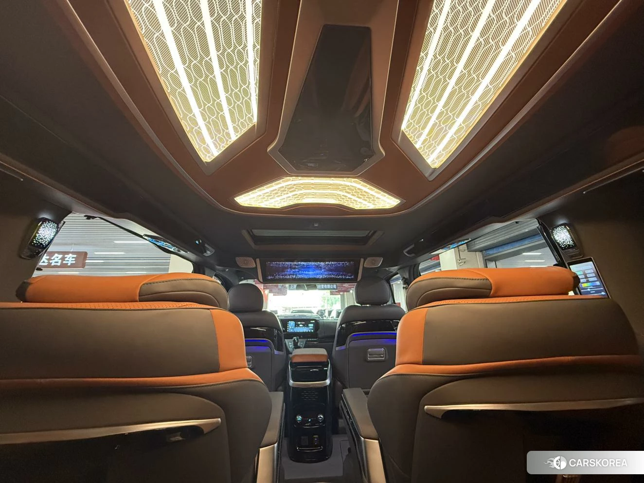 Ford Tourneo 2024 Черный из Китая, фото 2