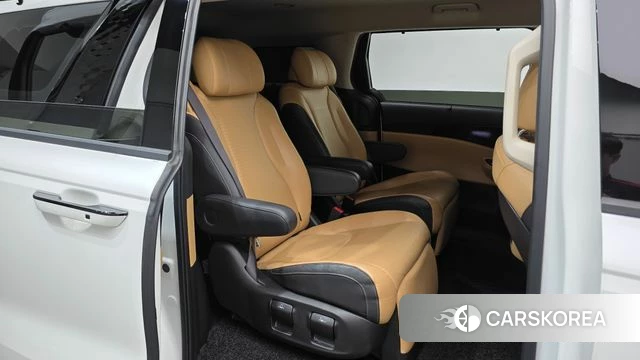 Kia Carnival 4th generation 2022 Белый из Кореи, фото 2