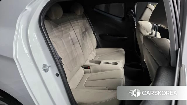 Hyundai Veloster (JS) 2018 Белый из Кореи, фото 2