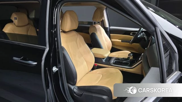 Kia Carnival 4th generation 2022 Черный из Кореи, фото 2