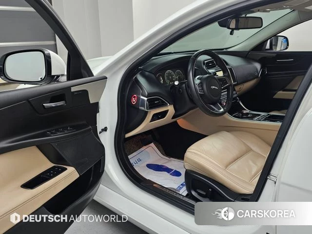 Jaguar XE 2018 Белый из Кореи, фото 2