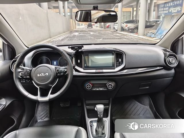 Kia KX1 2024 Белый из Китая, фото 2