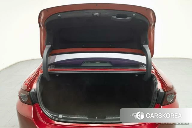 Mazda 3 2021 Красный из Китая, фото 2