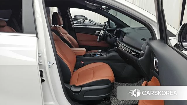 Kia The New Sportage 5th Generation 2025 Белый из Кореи, фото 2