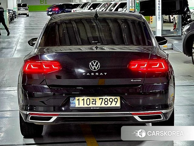 Volkswagen Passat GT (B8) 2022 Черный из Кореи, фото 2