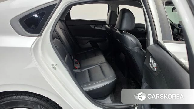Kia Come New K3 2018 Белый из Кореи, фото 2
