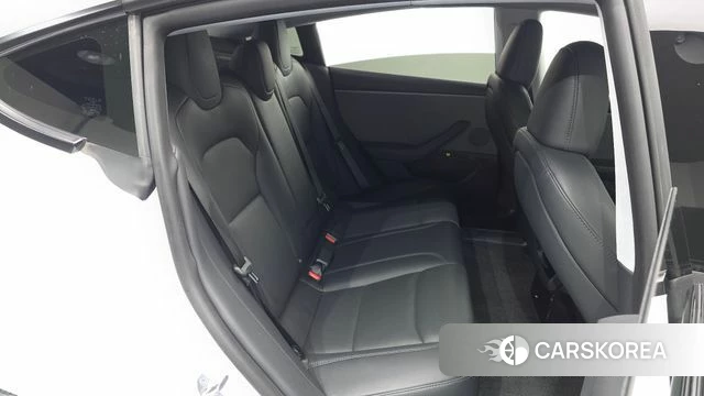 Tesla Model 3 2025 Белый из Кореи, фото 2