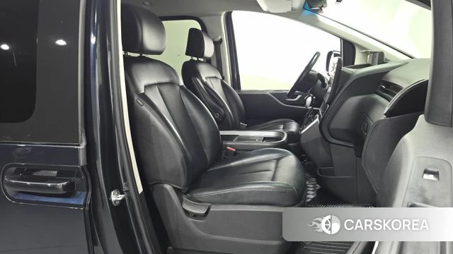 Hyundai Staria 2022 Синий из Кореи, фото 2
