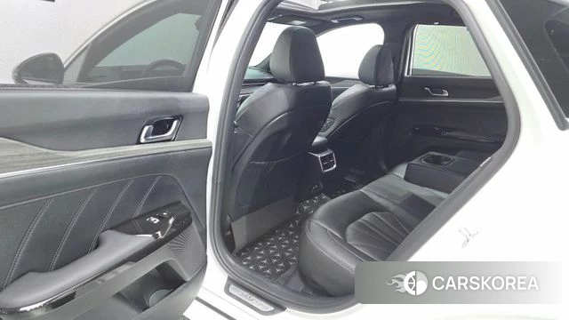 Kia The New K5 3rd generation 2024 Белый из Кореи, фото 2