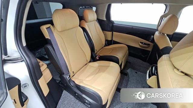 Kia Carnival 4th generation 2023 Белый из Кореи, фото 2