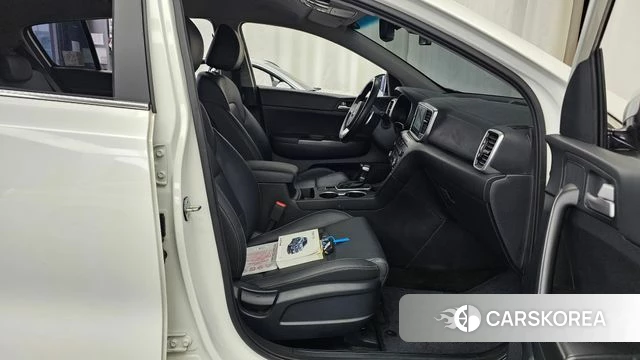 Kia Sportage The Bold 2021 Белый из Кореи, фото 2