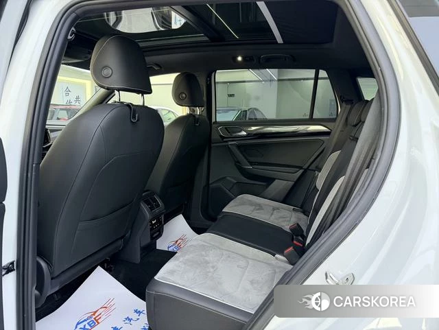 Volkswagen Tayron 2021 Белый из Китая, фото 2