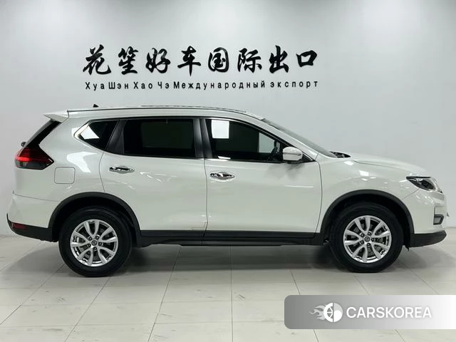 Nissan X-Trail 2021 Белый из Китая, фото 2
