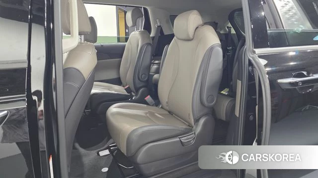 Kia The New Carnival 4th Generation 2024 Черный из Кореи, фото 2