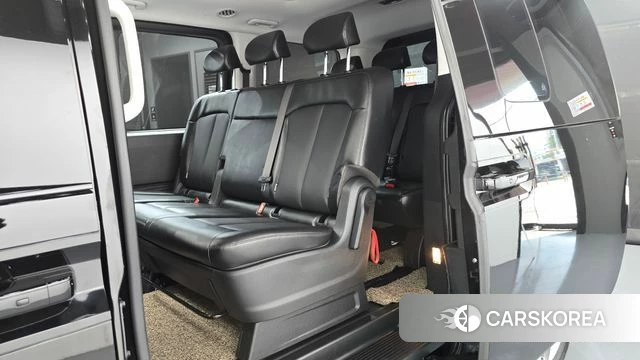 Hyundai Staria 2023 Черный из Кореи, фото 2