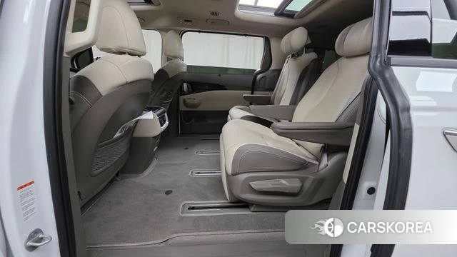 Kia The New Carnival 4th Generation 2025 Белый из Кореи, фото 2
