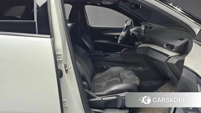 Peugeot 3008 second generation 2019 Белый из Кореи, фото 2