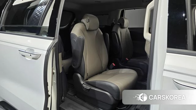 Kia The New Carnival 4th Generation 2025 Белый из Кореи, фото 2