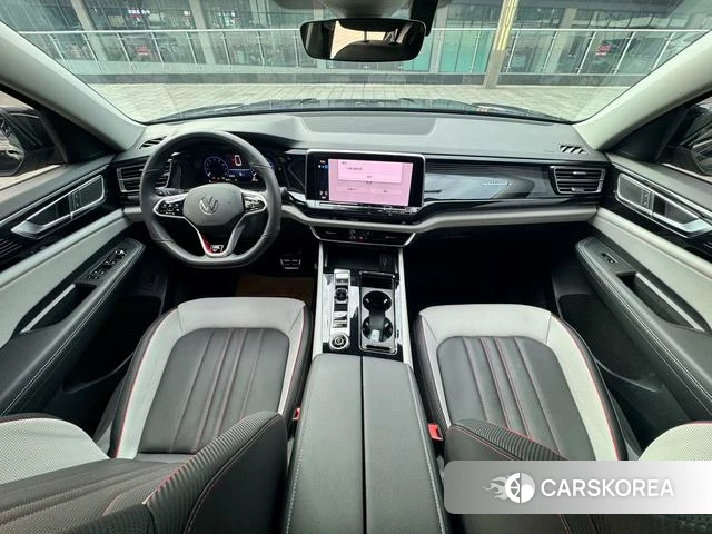 Volkswagen Teramont 2024 Черный из Китая, фото 2