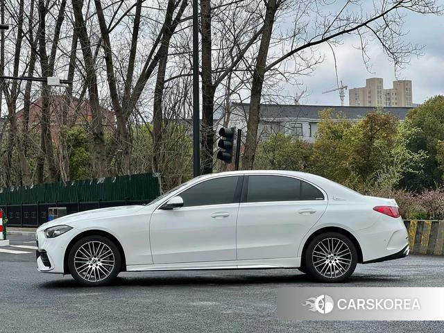 Mercedes-Benz C-class 2025 Белый из Китая, фото 2