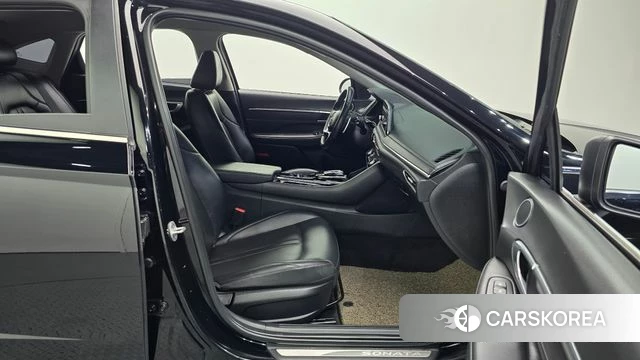 Hyundai Sonata (DN8) 2022 Черный из Кореи, фото 2