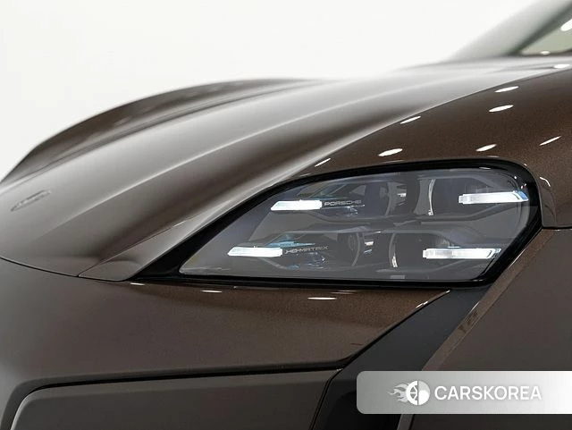 Porsche Taycan 2025 Коричневый из Кореи, фото 2