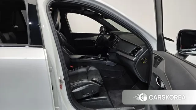 Volvo XC90 second Generation 2020 Белый из Кореи, фото 2
