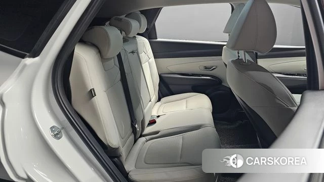 Hyundai The New Tucson (NX4) 2024 Белый из Кореи, фото 2