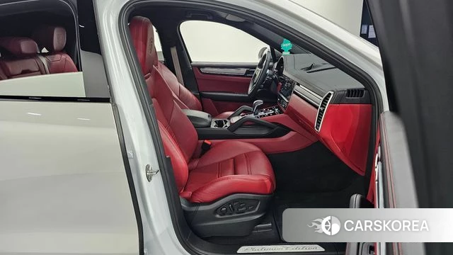 Porsche Cayenne (PO536) 2023 Серебристо-серый из Кореи, фото 2