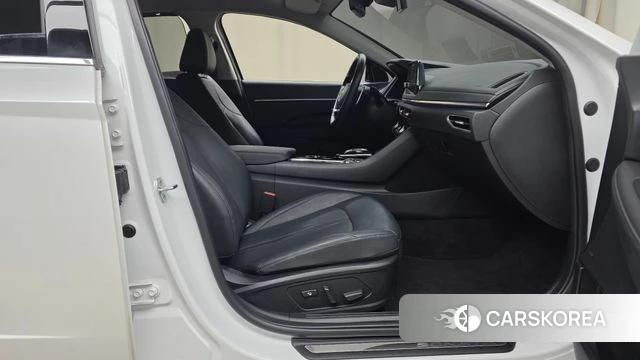 Hyundai Sonata (DN8) 2022 Белый из Кореи, фото 2